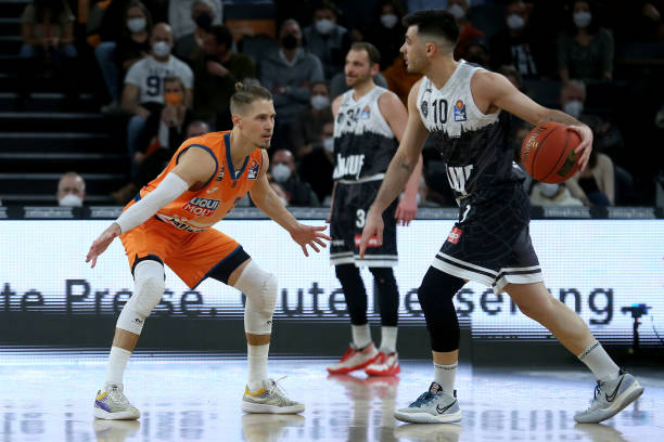 布罗佐维奇 布罗佐维奇